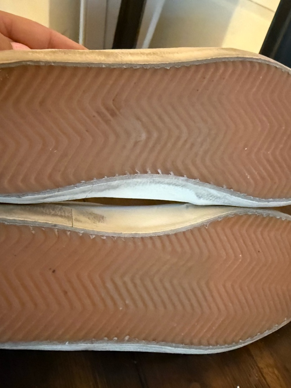 Golden Goose Super Star Sneaker - Picture 5 of 6